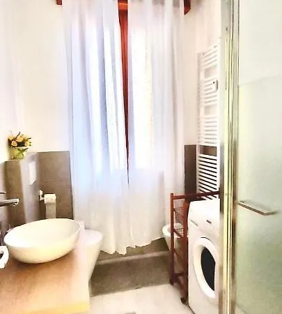 A Quattro Passi Dal Centro Apartment *